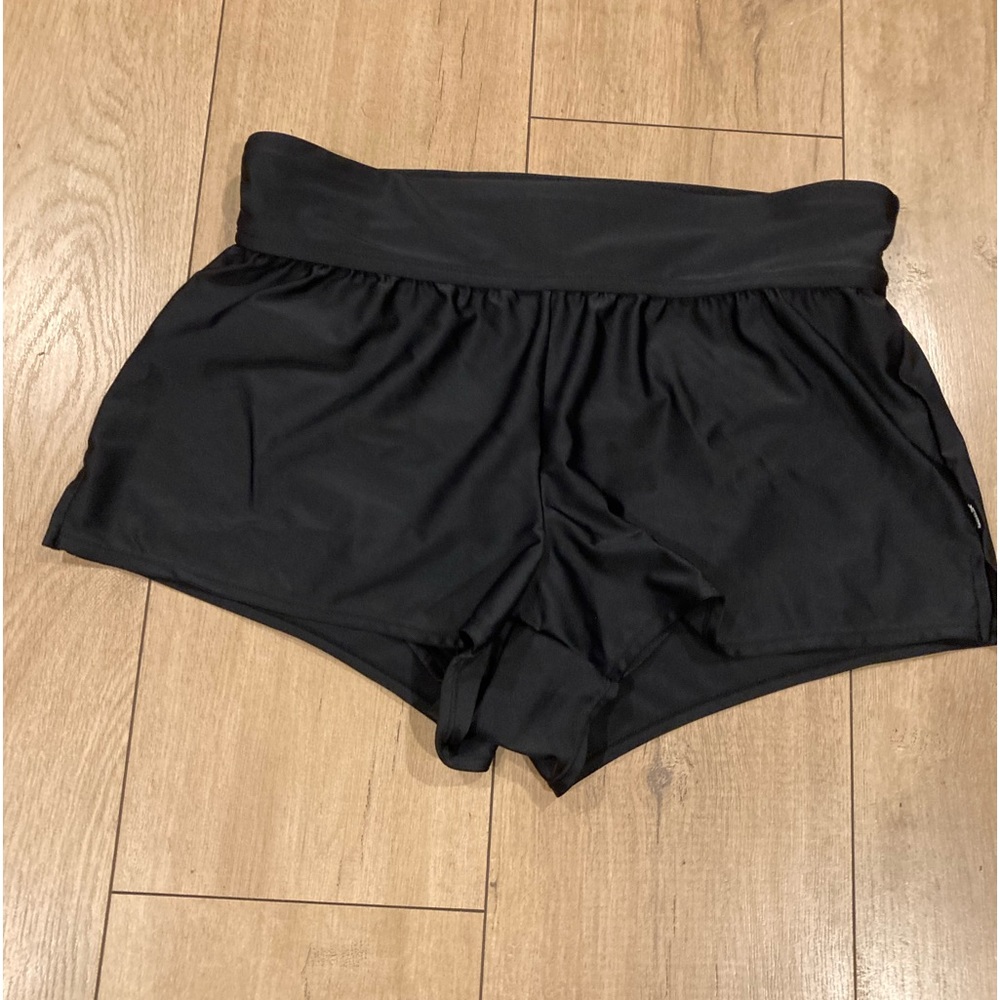 Reebok Sports Shorts Size 8